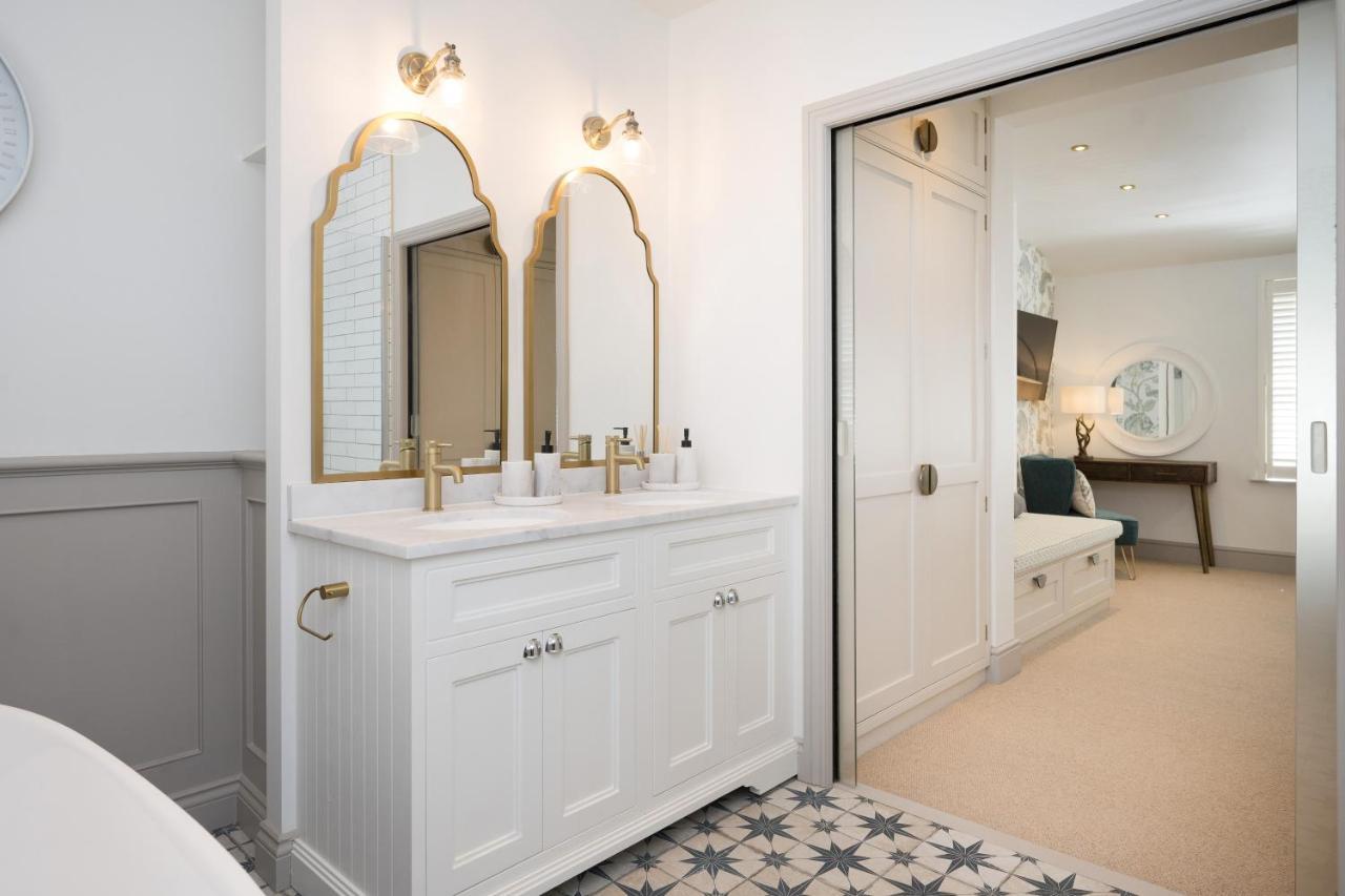 Townhouse By Harrogate Serviced Apartments Exterior photo
